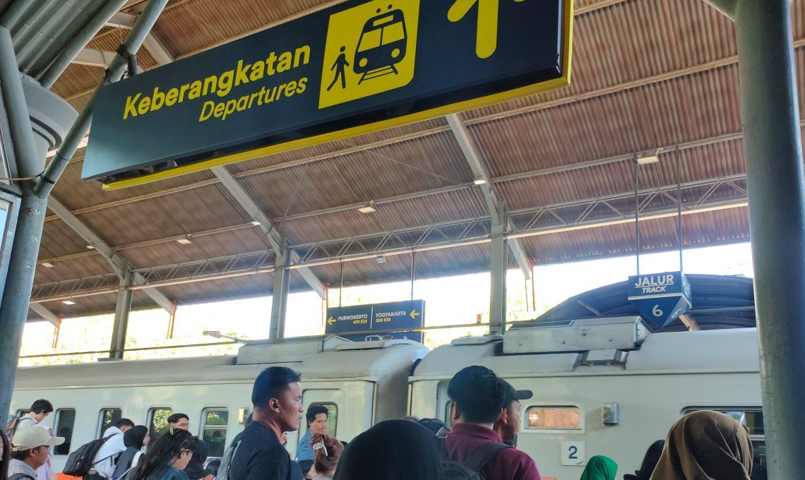 Jadwal Kereta Api Surabaya - Bandung 2024 Dan Harga Tiketnya 