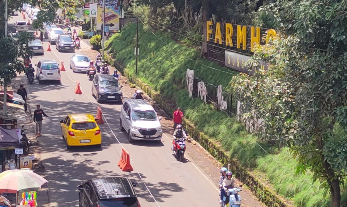 Lembang Padat Dengan Garis Ekor Dan Levaran H+3 Ke Bandung